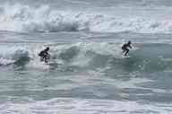 1703_23_BA_surfer.jpg
